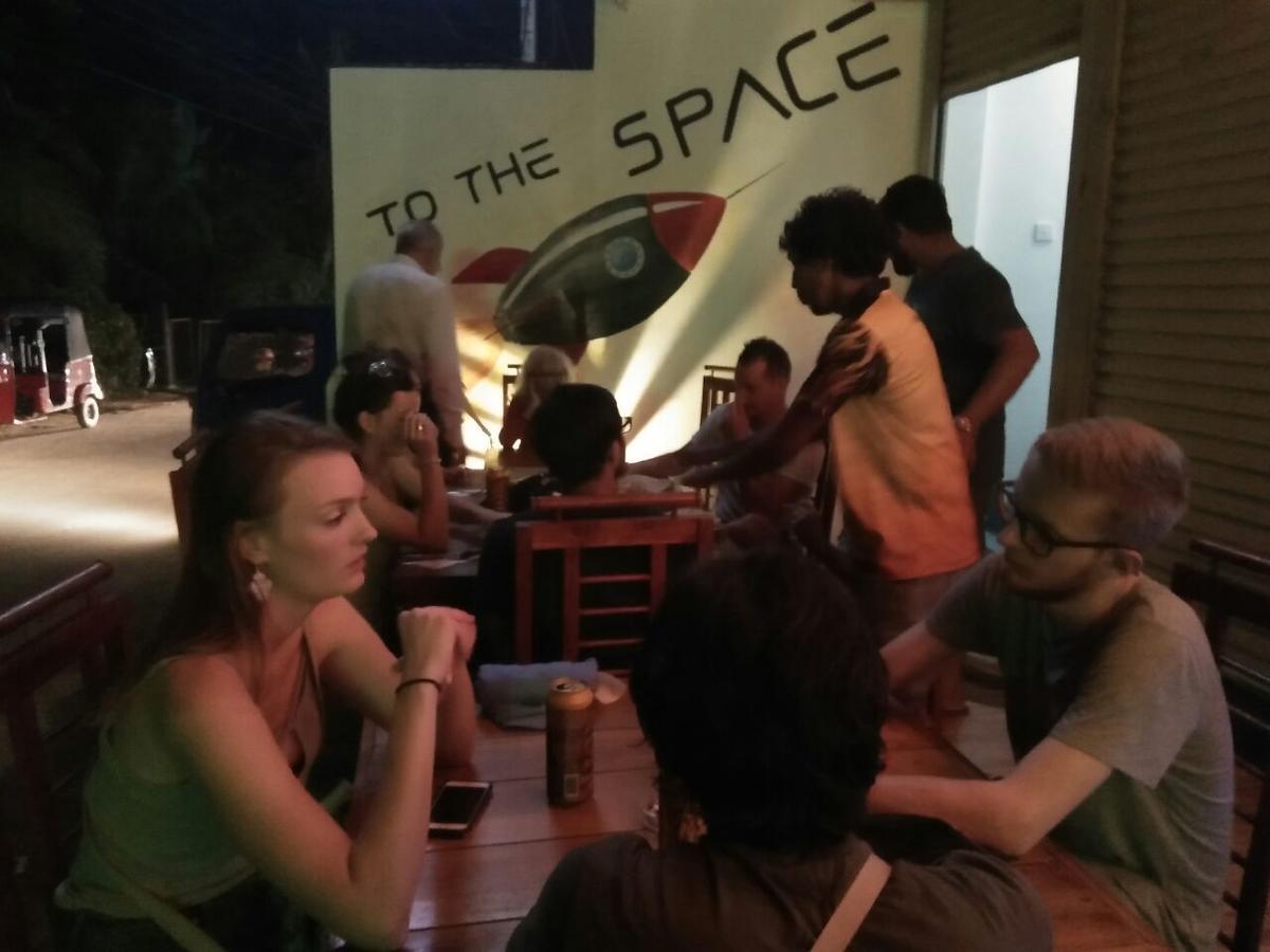 Space Garden Hostel ミリッサ エクステリア 写真