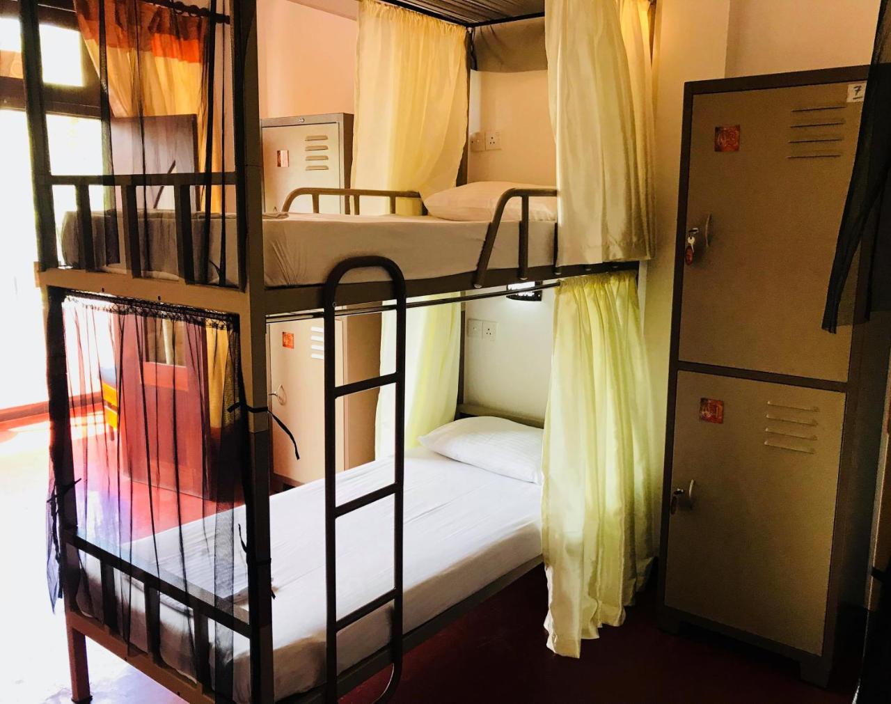 Space Garden Hostel ミリッサ エクステリア 写真