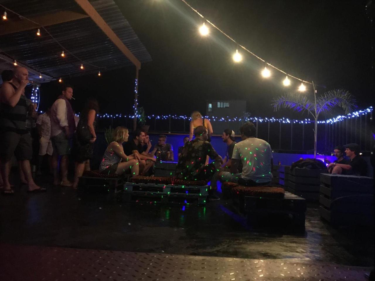 Space Garden Hostel ミリッサ エクステリア 写真